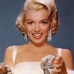 Подбираем ювелирные изделия и другие украшения